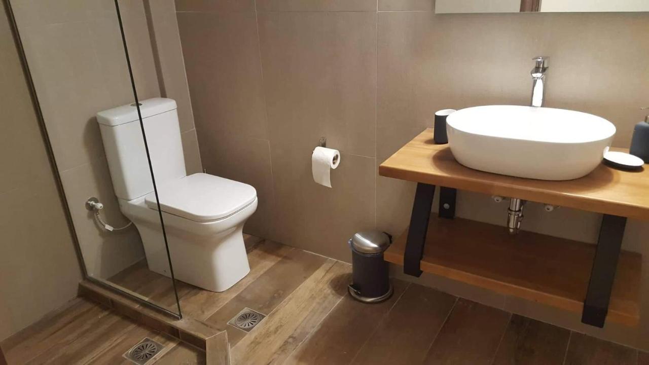 Utopia Suites Aegina ภายนอก รูปภาพ